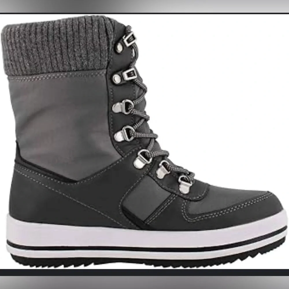 Cougar Vergio Black and white Sole winter Boots size 6 new without tag